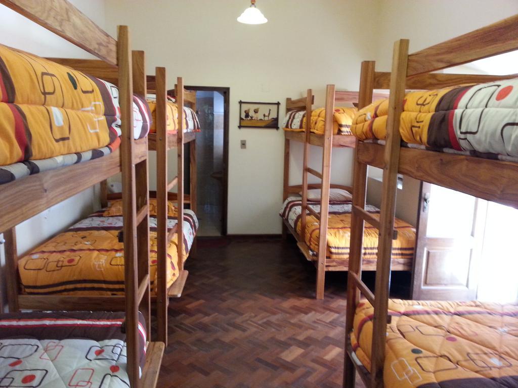 Villa Oropeza Hostel Sucre Oda fotoğraf