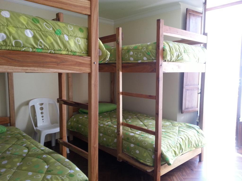 Villa Oropeza Hostel Sucre Oda fotoğraf