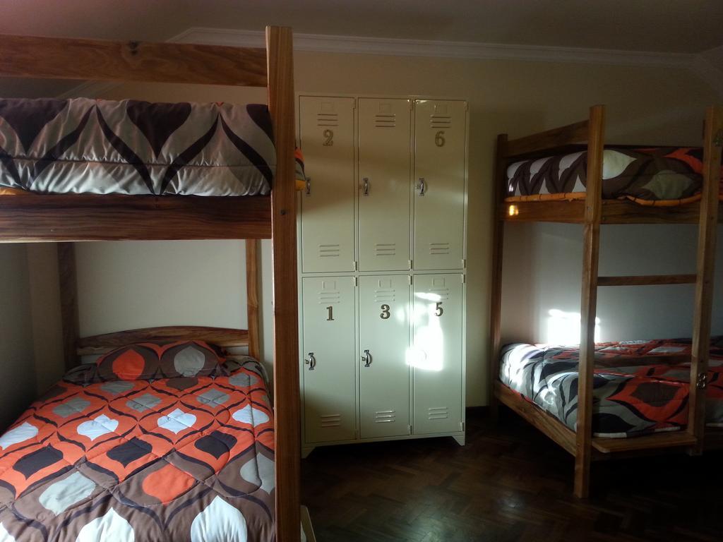 Villa Oropeza Hostel Sucre Oda fotoğraf